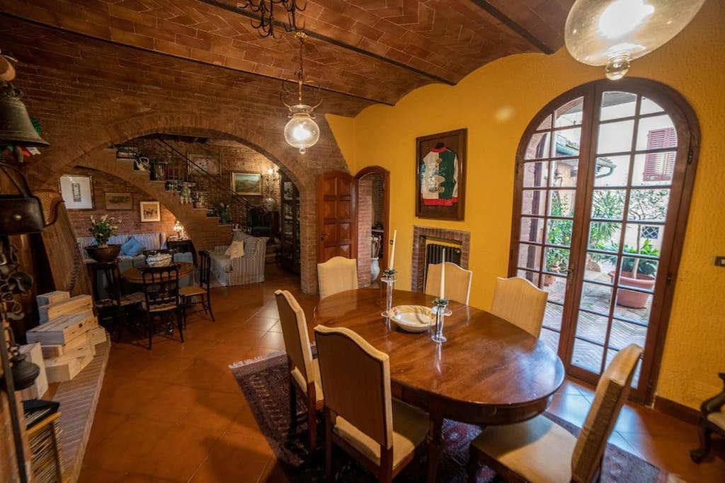 Vila Casa Lazzaro Al Centro Di Siena Exteriér fotografie