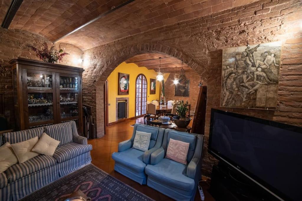 Vila Casa Lazzaro Al Centro Di Siena Exteriér fotografie